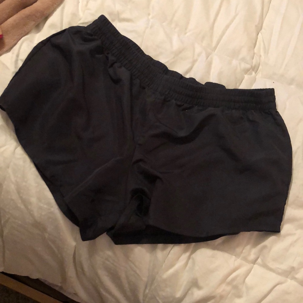 WOMENS ATHLETIC SHORTS •